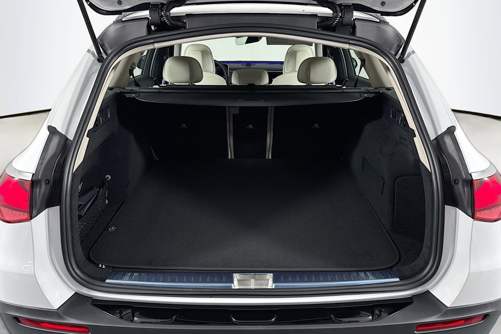 New 2026 Mercedes-Benz E 450 4MATIC All-Terrain Wagon image 22