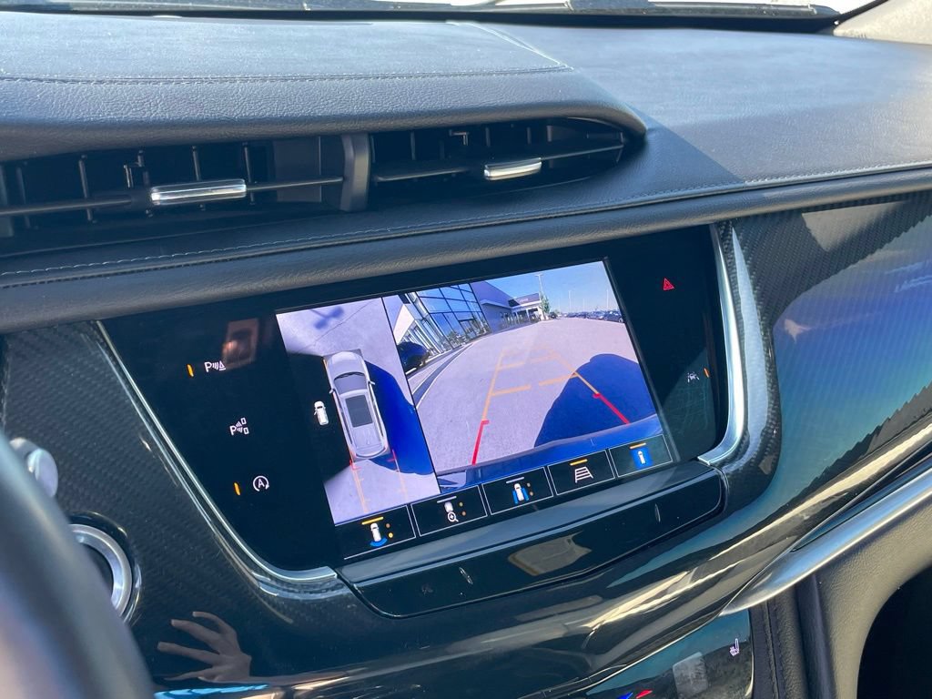 Used 2021 Cadillac XT6 Sport AWD/4WD image 17