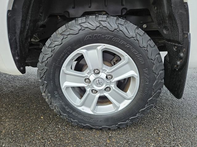 Used 2017 Toyota Tundra SR5 w/ SR5 Upgrade Package image 9