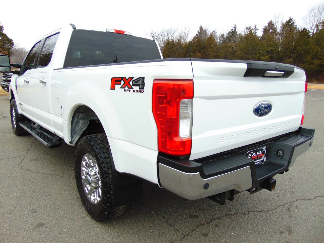 Used 2017 Ford F250 XLT w/ XLT Premium Package image 30