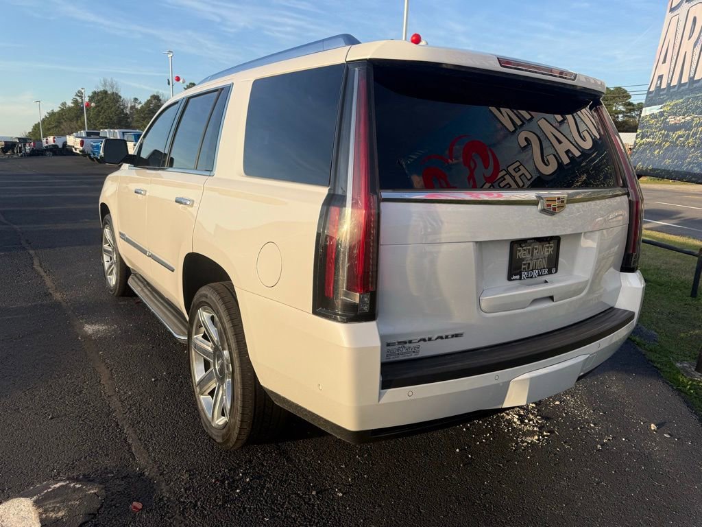 Used 2020 Cadillac Escalade Premium Luxury image 5