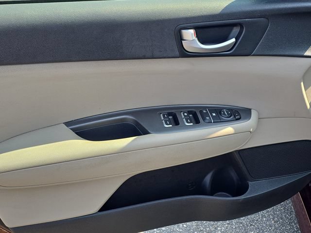 Used 2016 Kia Optima LX FWD image 6
