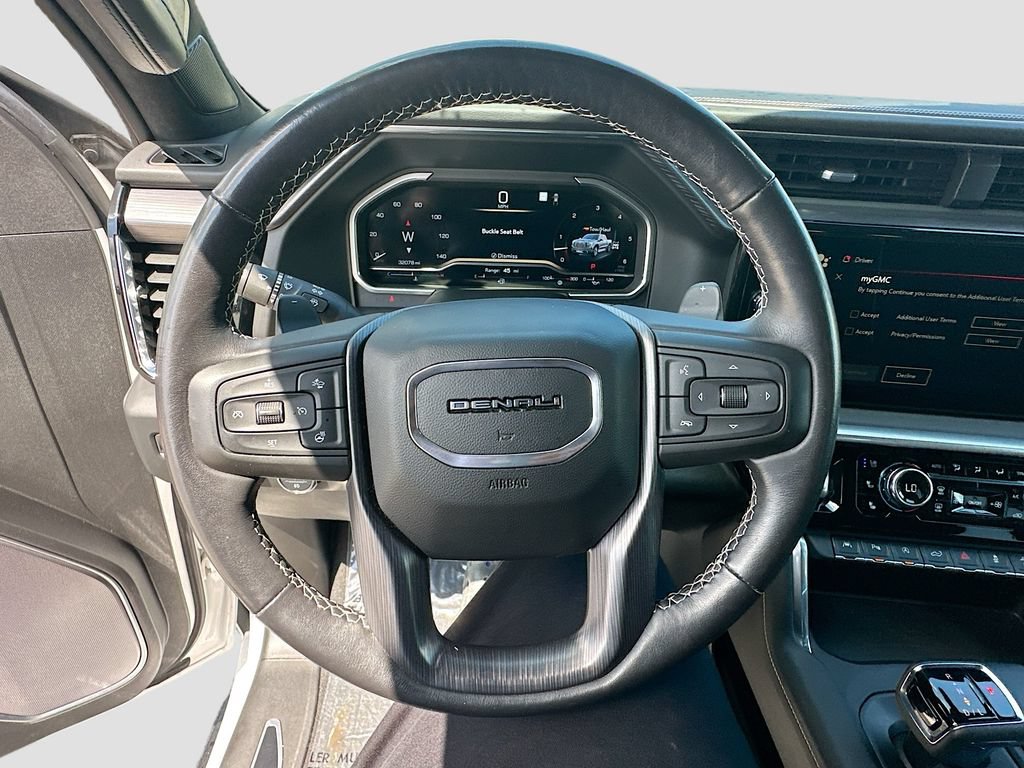 Used 2023 GMC Sierra 1500 Denali Ultimate AWD/4WD image 11
