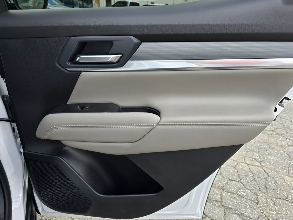 New 2026 GMC Terrain Elevation w/ Elevation Premium Package image 38