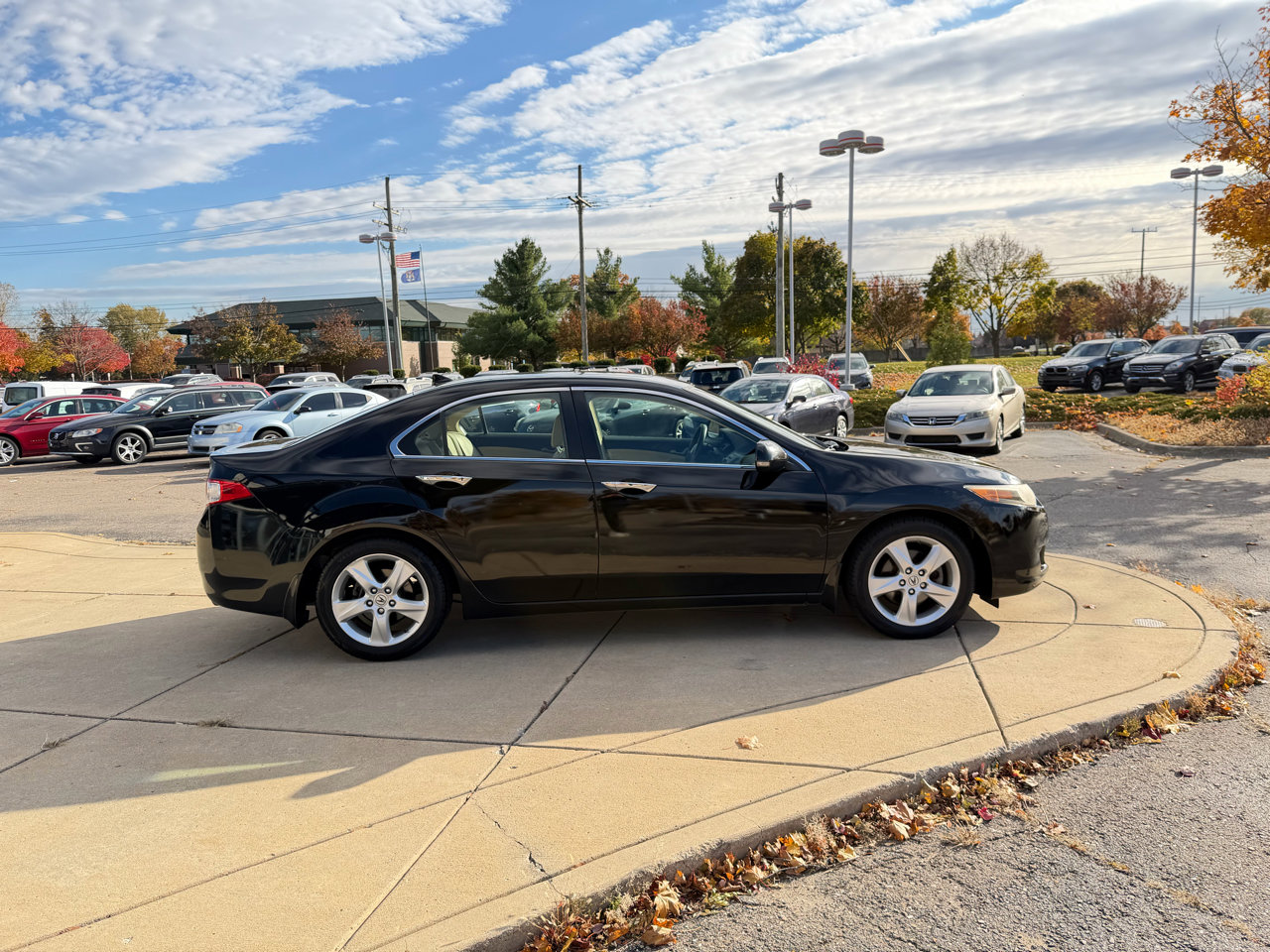 Used 2010 Acura TSX Sedan image 4