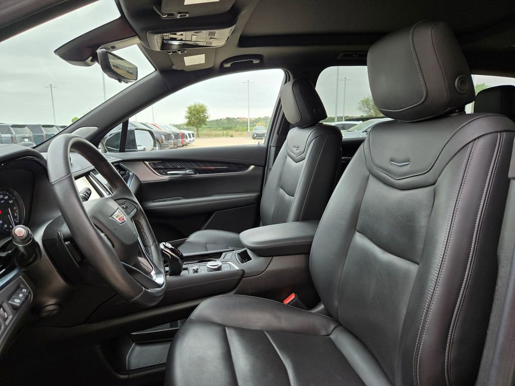 Used 2023 Cadillac XT6 Premium Luxury w/ Technology Package image 29