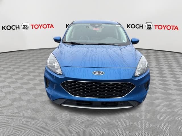 Used 2021 Ford Escape SE w/ Cold Weather Package image 2