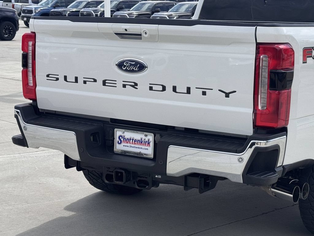 Used 2024 Ford F250 Lariat w/ Lariat Ultimate Package AWD/4WD image 6