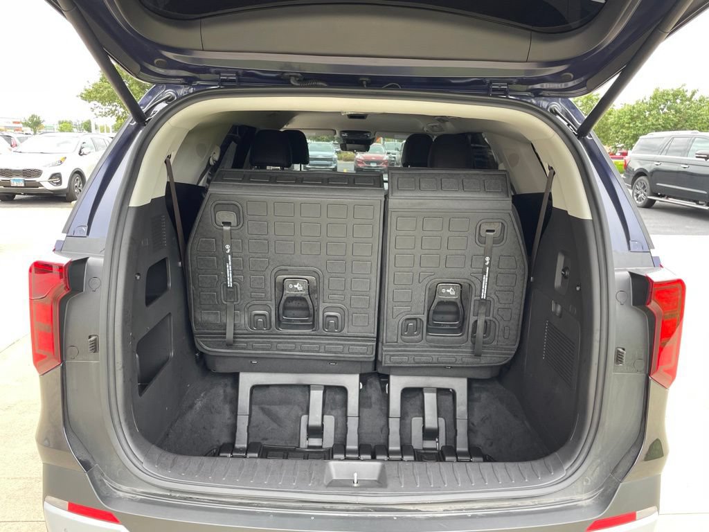 Used 2026 Kia Carnival EX FWD image 14