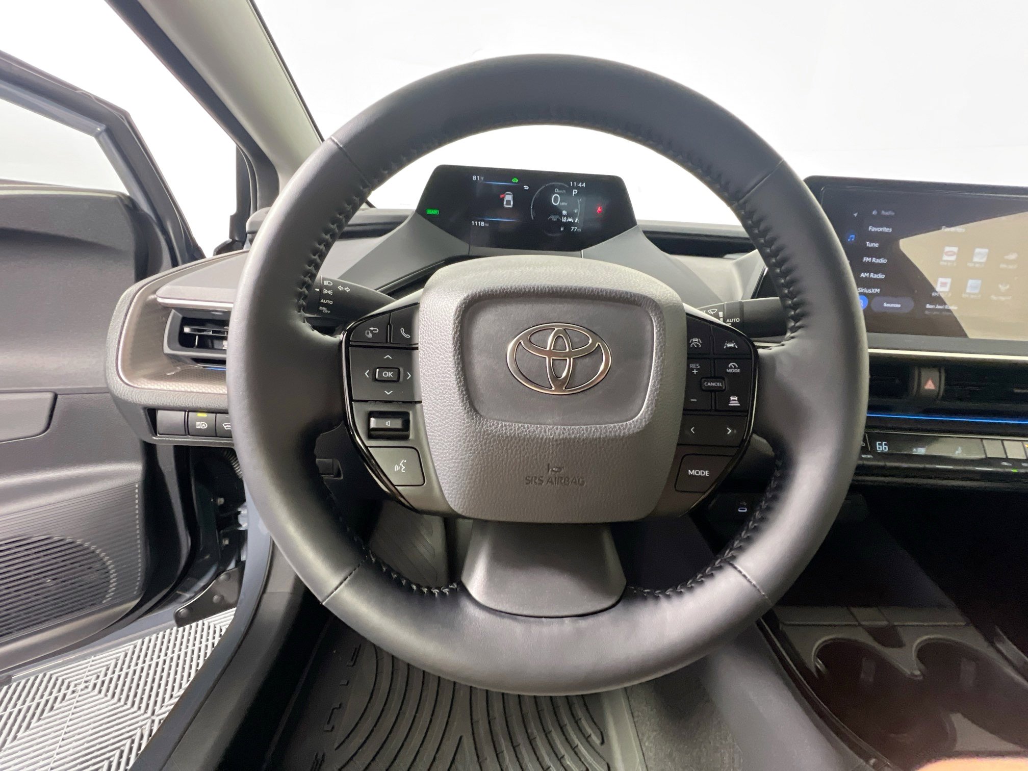 Used 2026 Toyota Prius XLE image 17