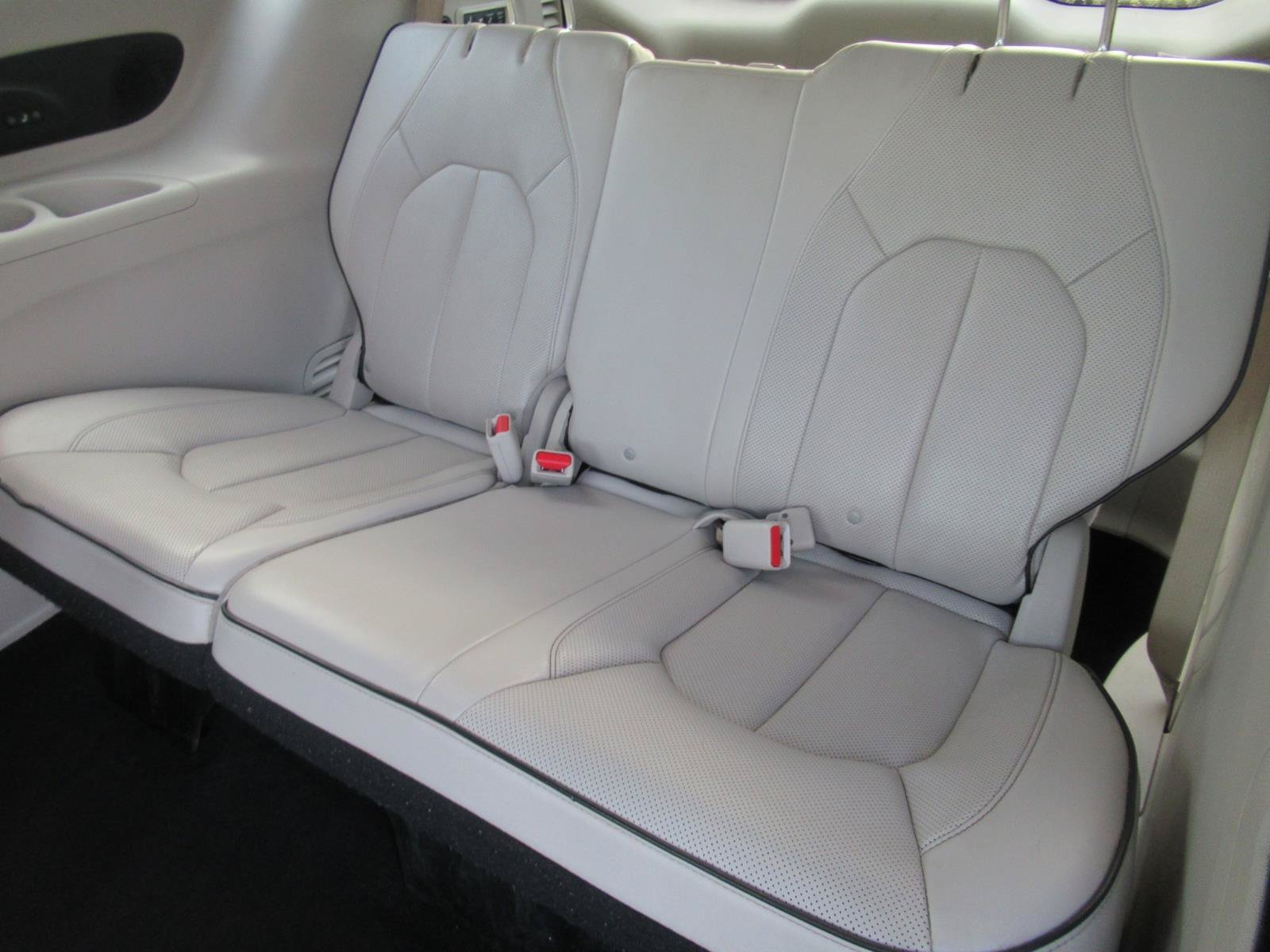 Used 2021 Chrysler Pacifica Limited w/ Premium & Safety Sphere Group AWD/4WD image 36