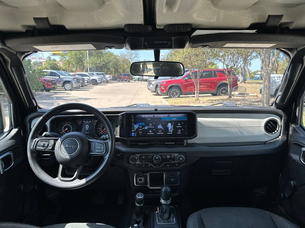 Used 2024 Jeep Wrangler Unlimited Sport AWD/4WD image 12