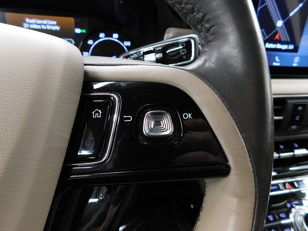 Used 2021 Lincoln Corsair Standard w/ Equipment Group 101A image 26