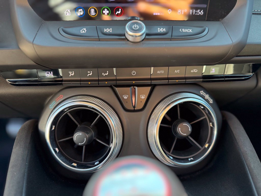 Used 2019 Chevrolet Camaro SS RWD image 26