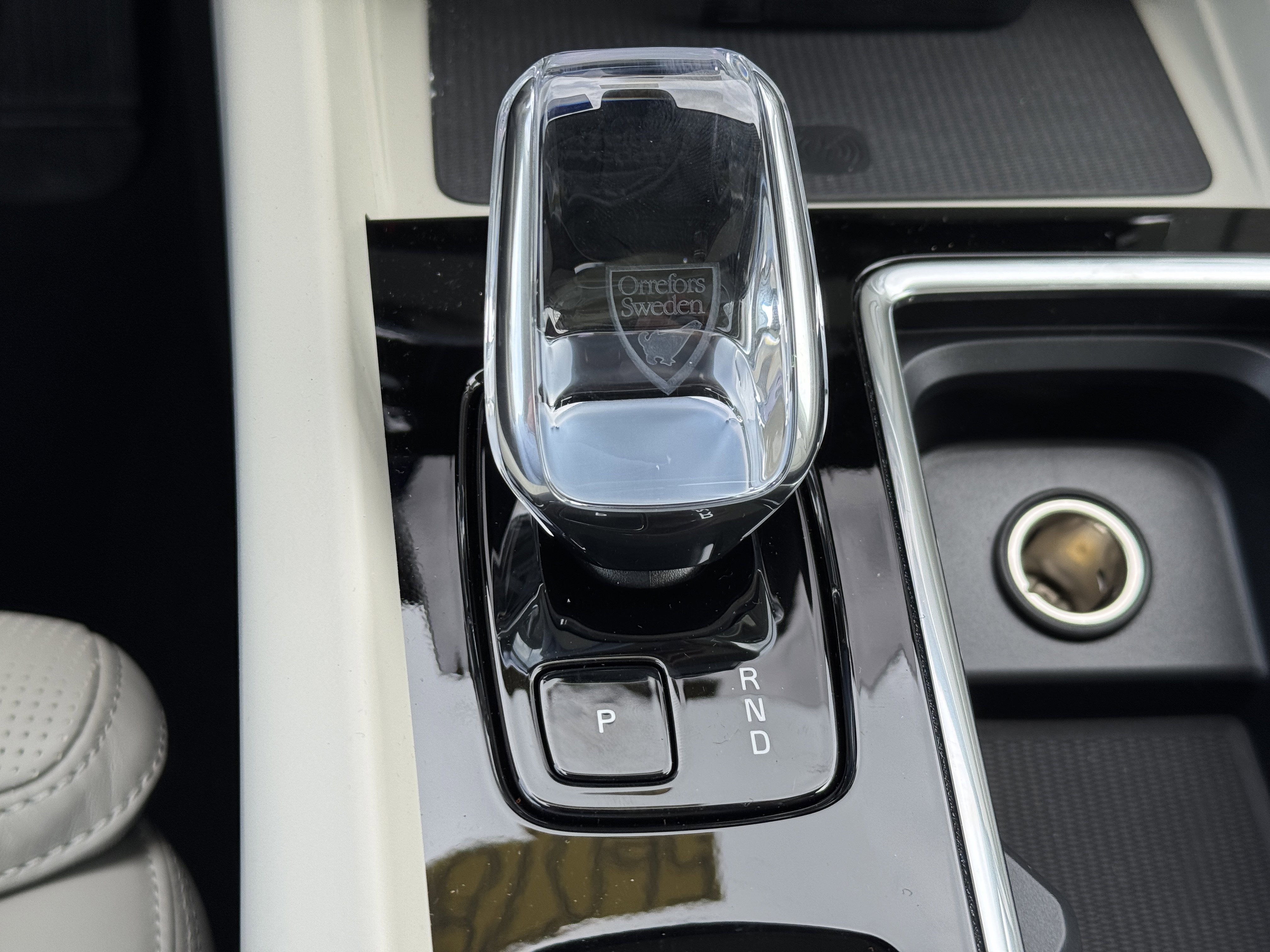 New 2026 Volvo XC60 B5 Ultra w/ Climate Package image 28