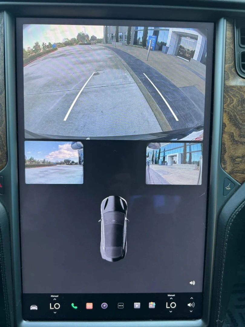 Used 2020 Tesla Model S Long Range Plus AWD/4WD image 37