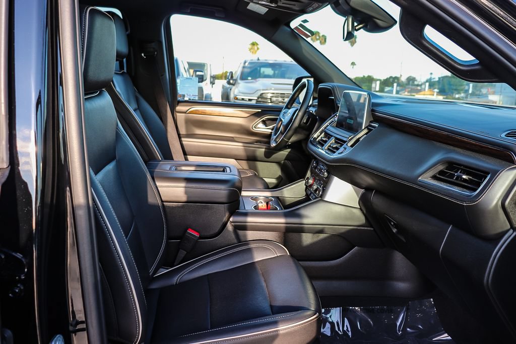 Used 2024 Chevrolet Tahoe Premier AWD/4WD image 18