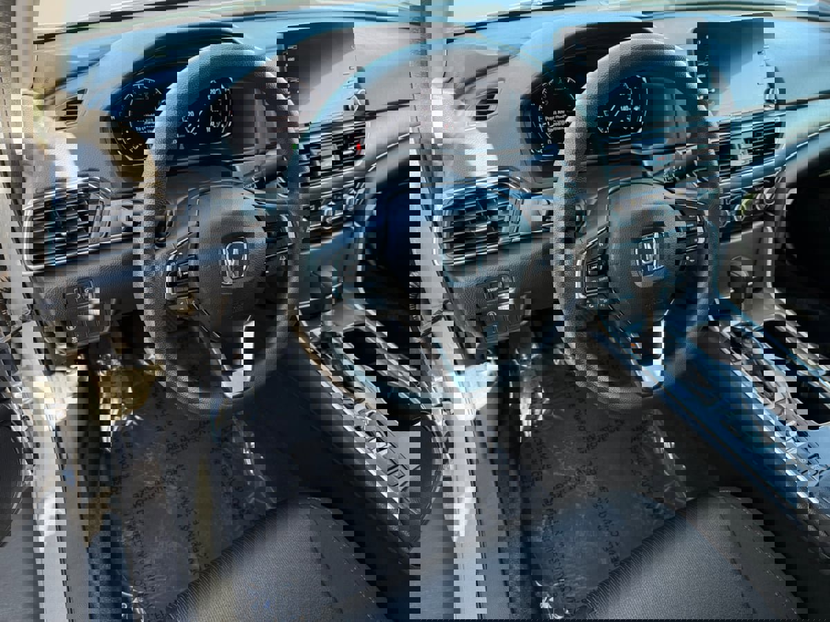 Used 2018 Honda Accord LX image 13