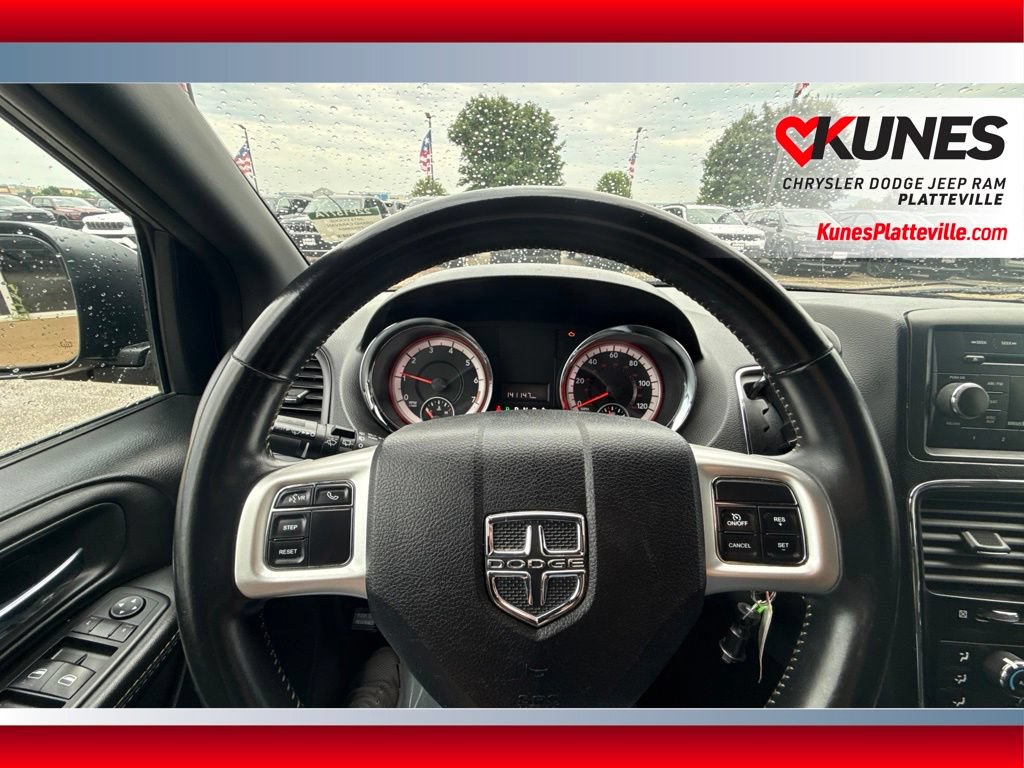 Used 2015 Dodge Grand Caravan SE w/ Quick Order Package 29E SE FWD image 19
