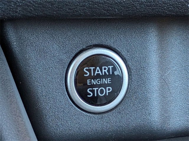 Certified 2022 Nissan Rogue SL w/ SL Premium Package image 16