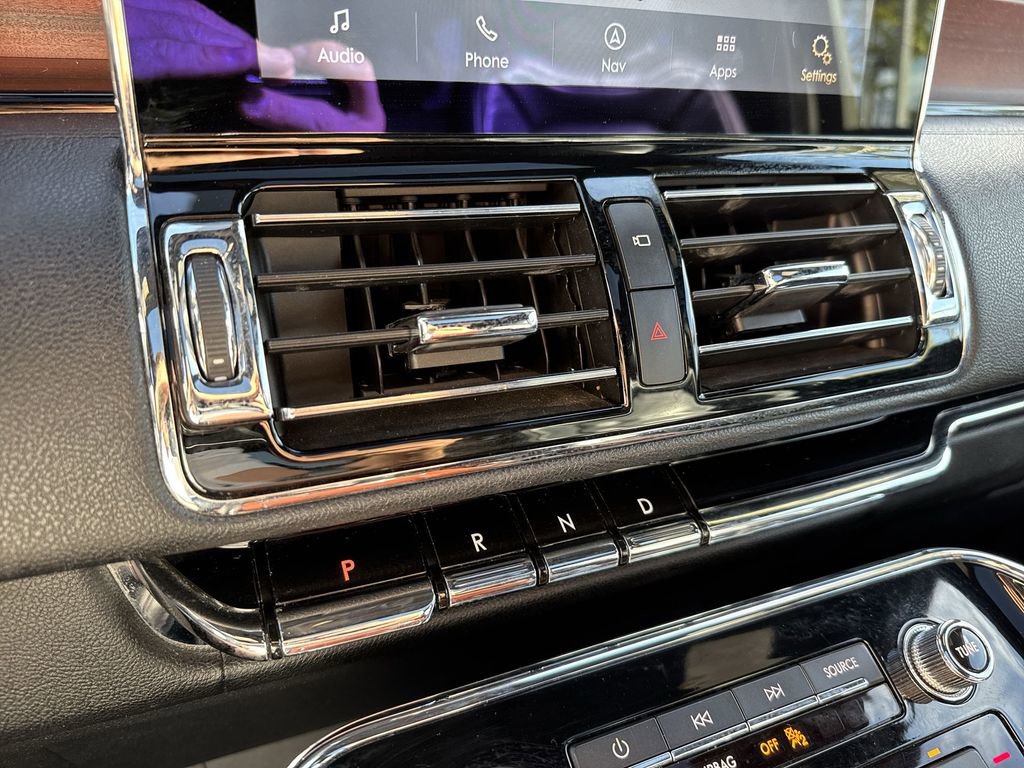 Used 2020 Lincoln Navigator L Reserve w/ Luxury Package AWD/4WD image 54