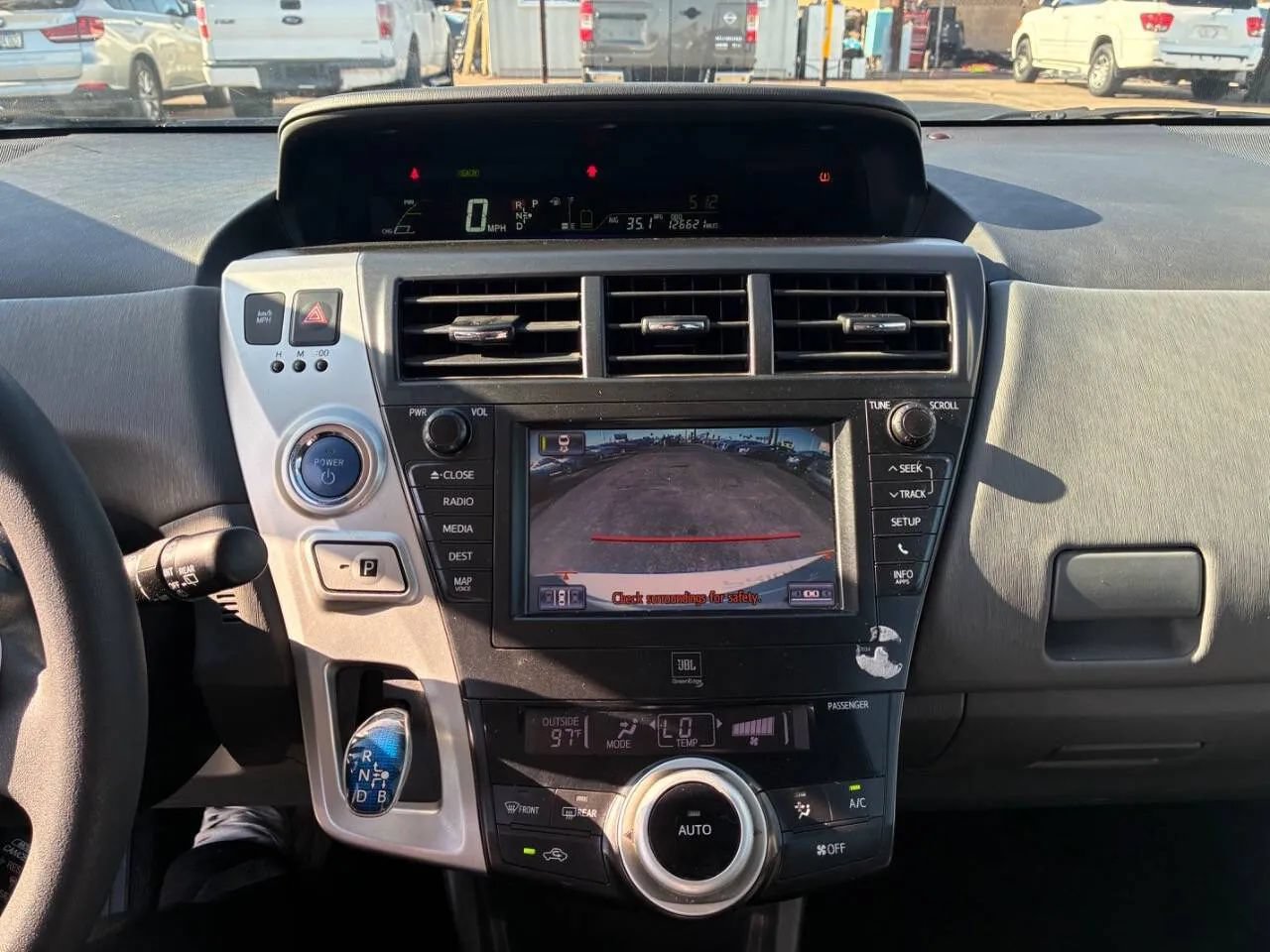 Used 2012 Toyota Prius V Five FWD image 18
