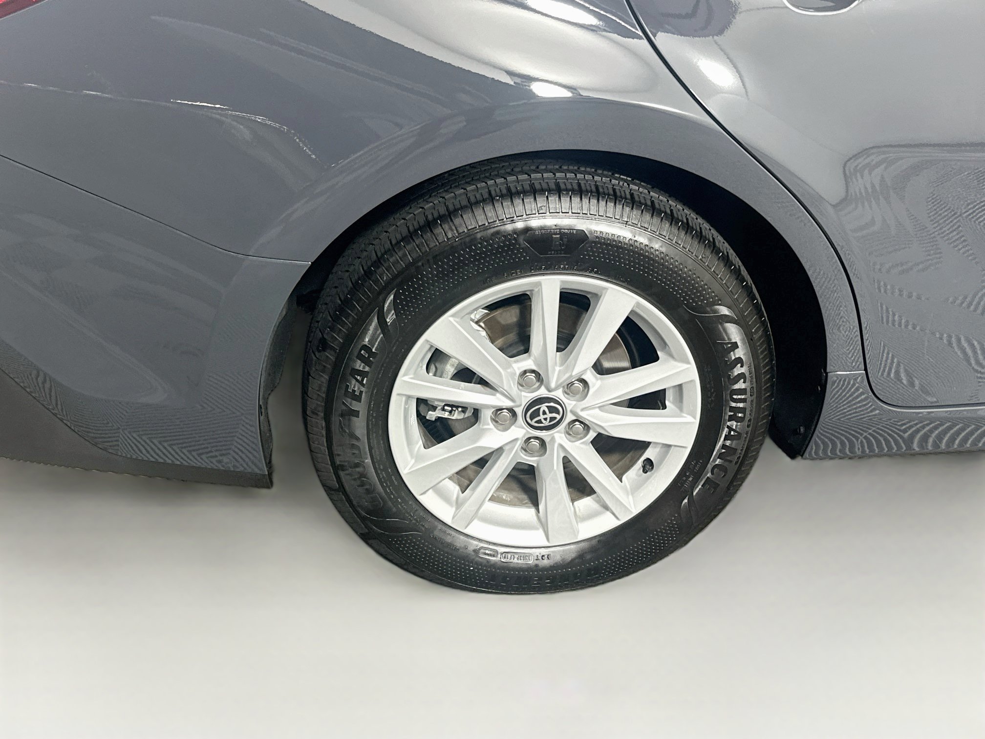 Used 2026 Toyota Camry LE FWD image 11