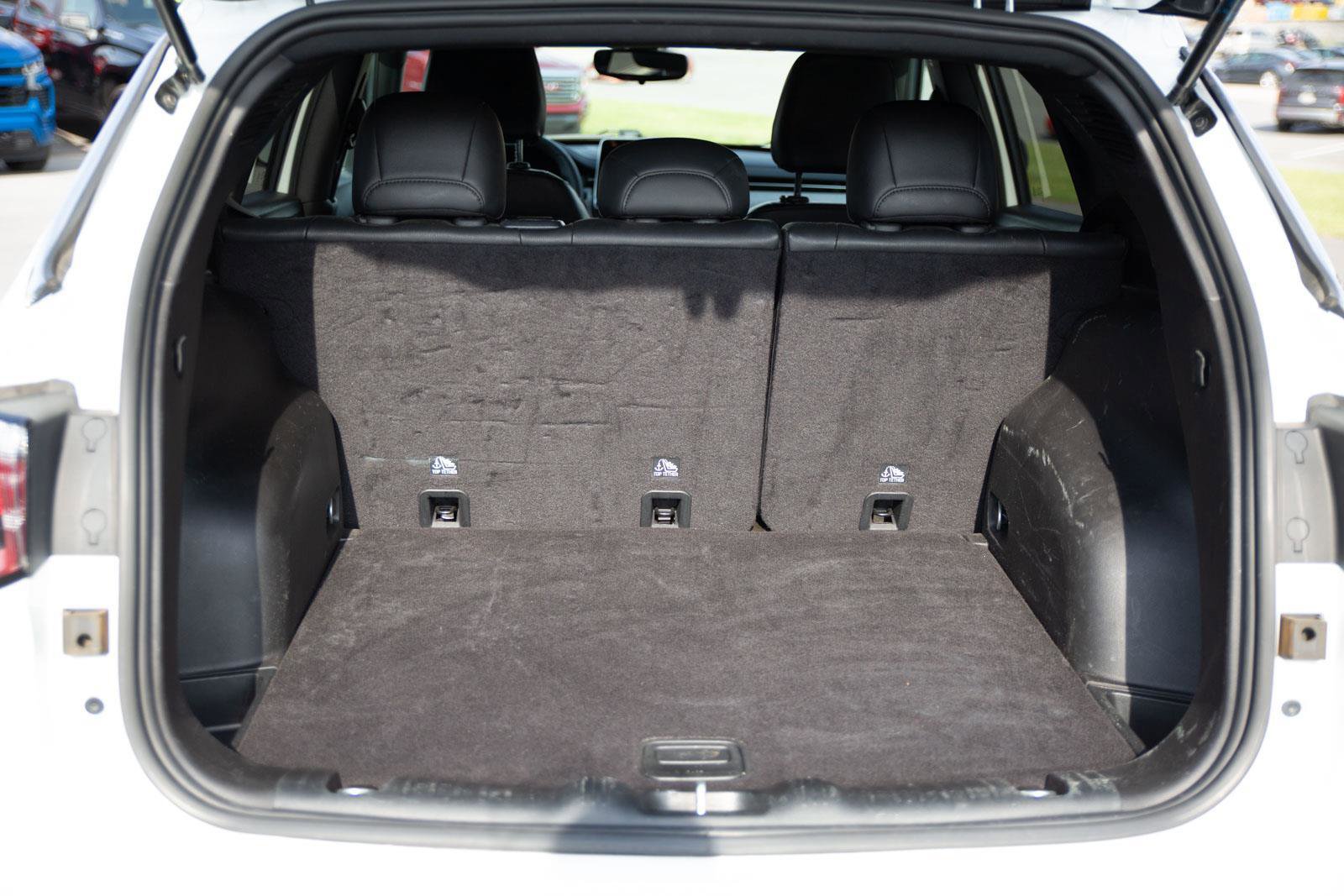 Used 2025 Jeep Compass Latitude image 24