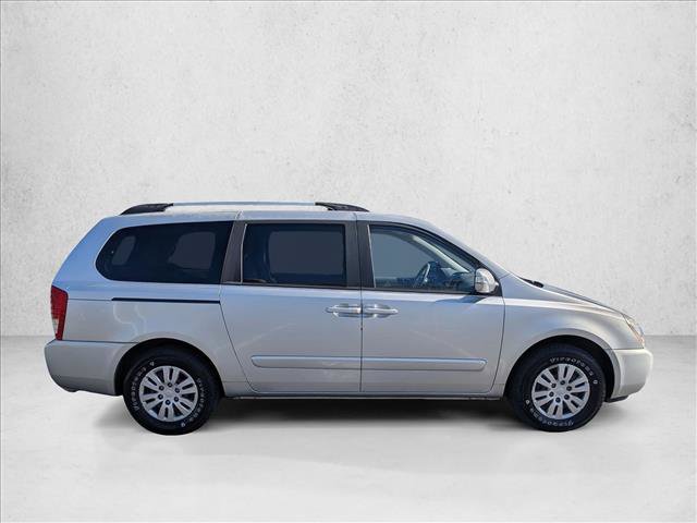 Used 2012 Kia Sedona LX FWD image 4
