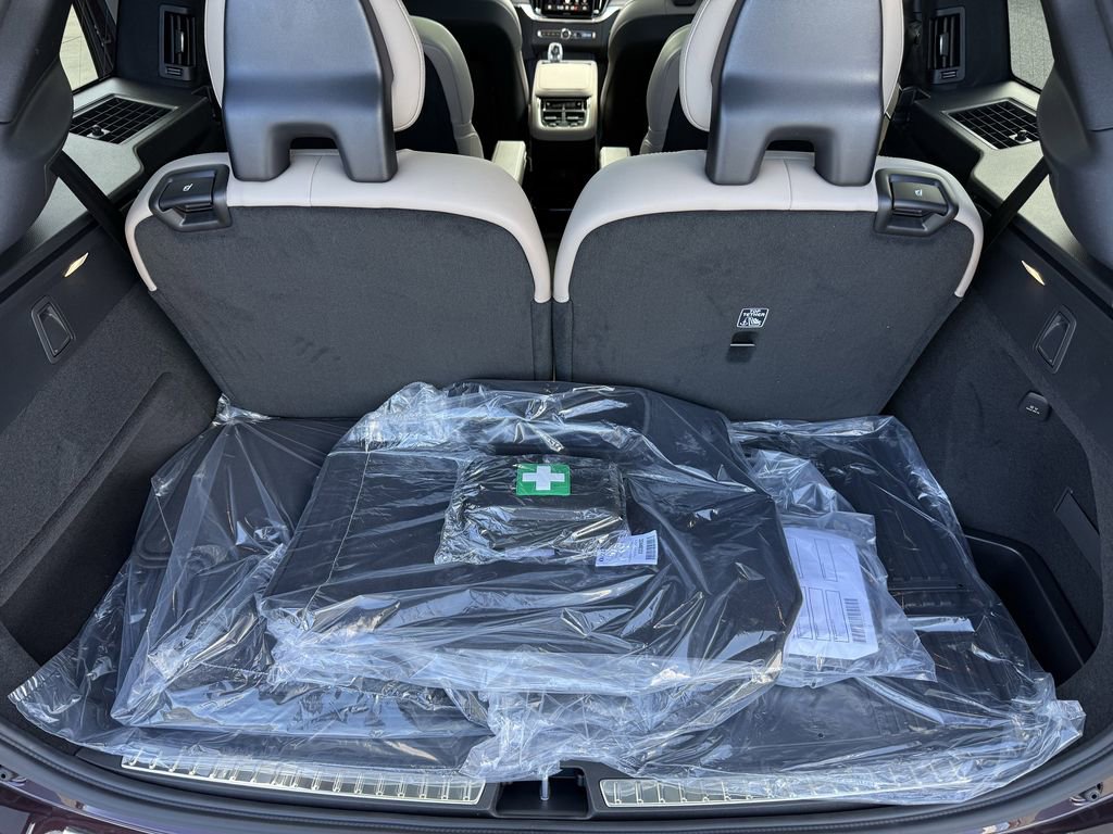 New 2026 Volvo XC90 B5 Ultra w/ Lounge Package AWD/4WD image 14