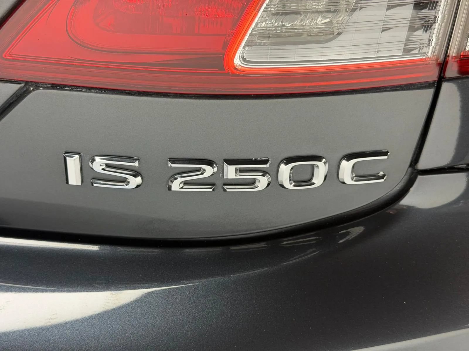 Used 2010 Lexus IS 250C RWD image 10