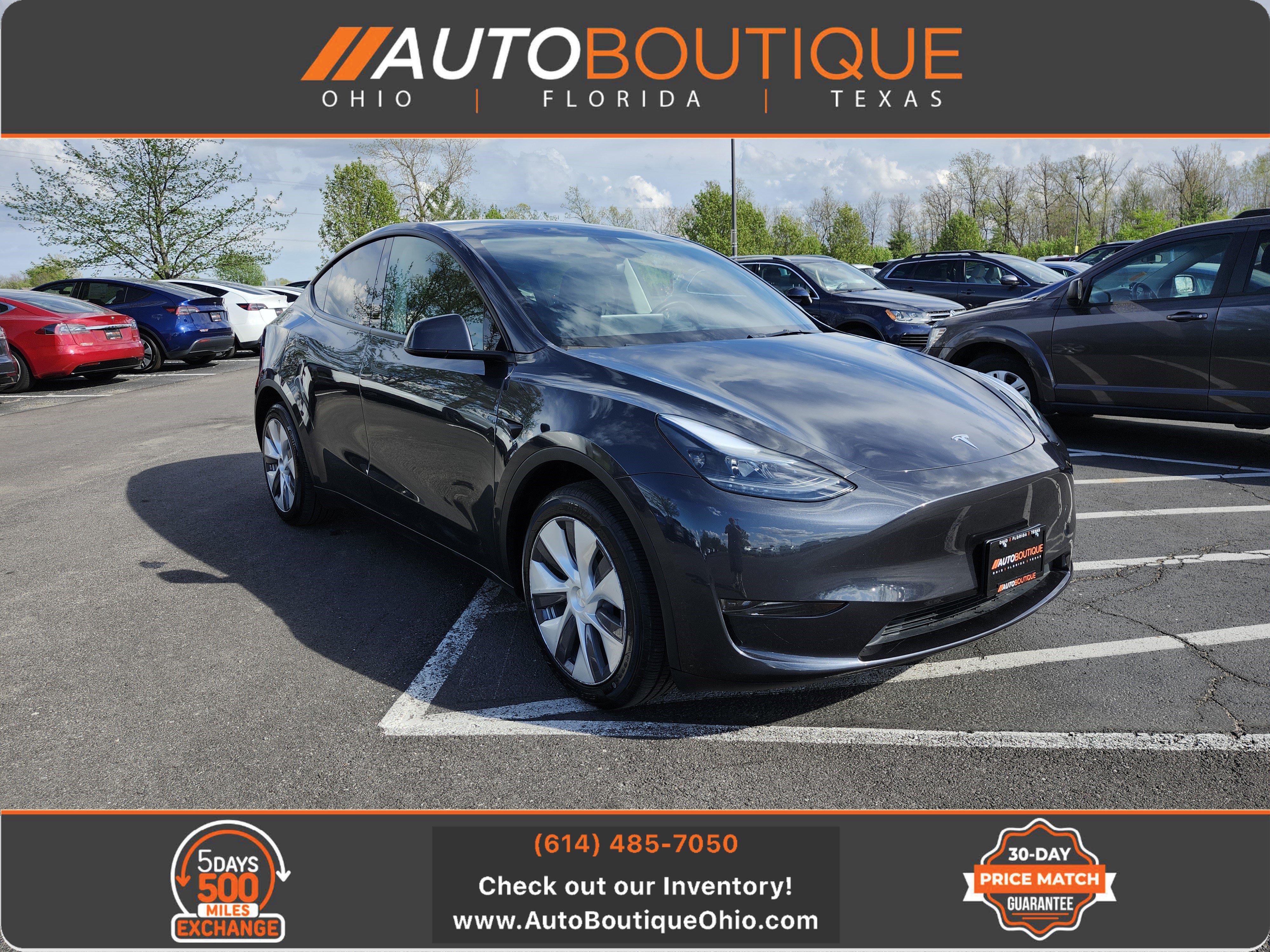 Used 2024 Tesla Model Y Long Range AWD/4WD image 1