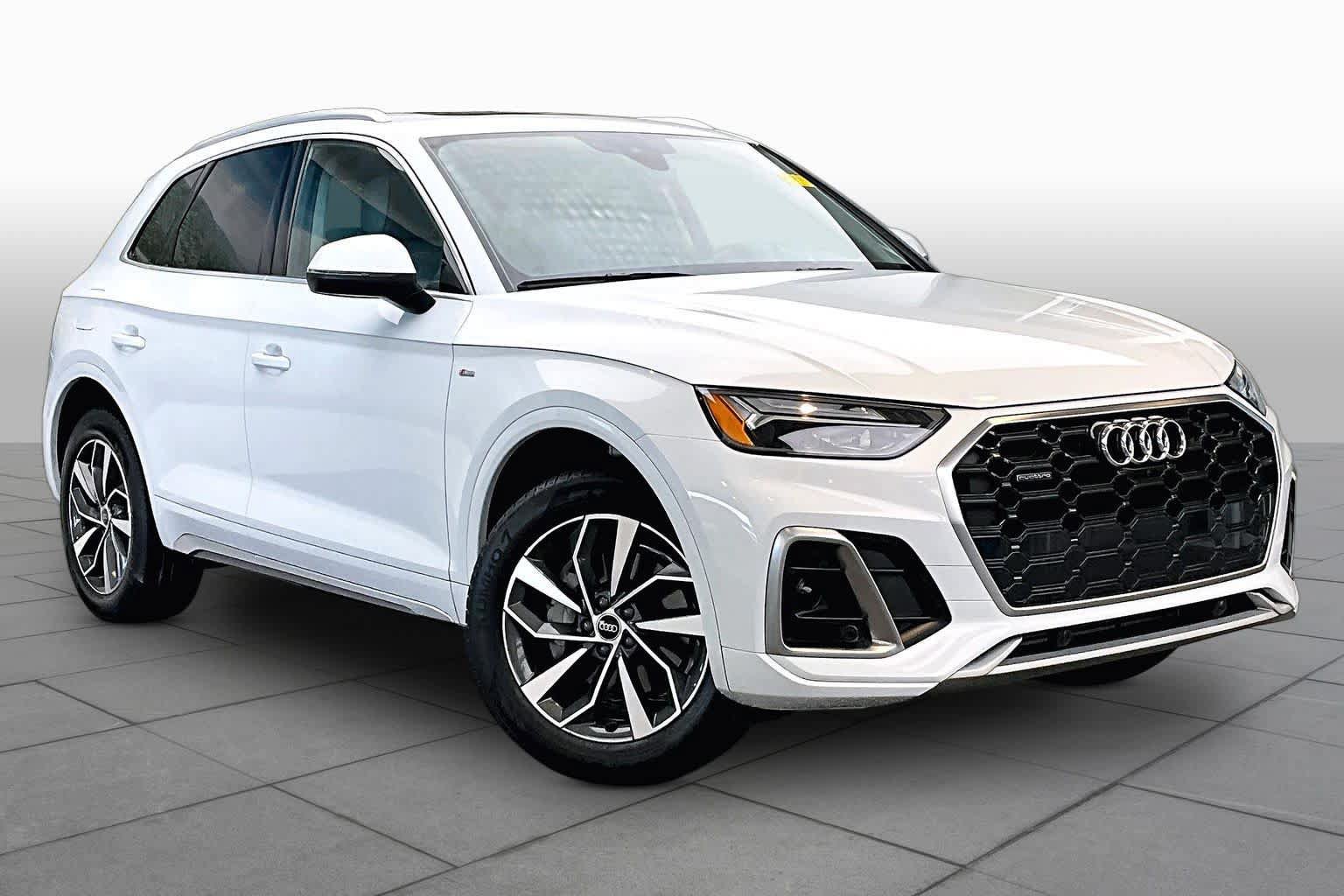 Certified 2024 Audi Q5 2.0T Premium Plus w/ Premium Plus Package AWD/4WD image 3