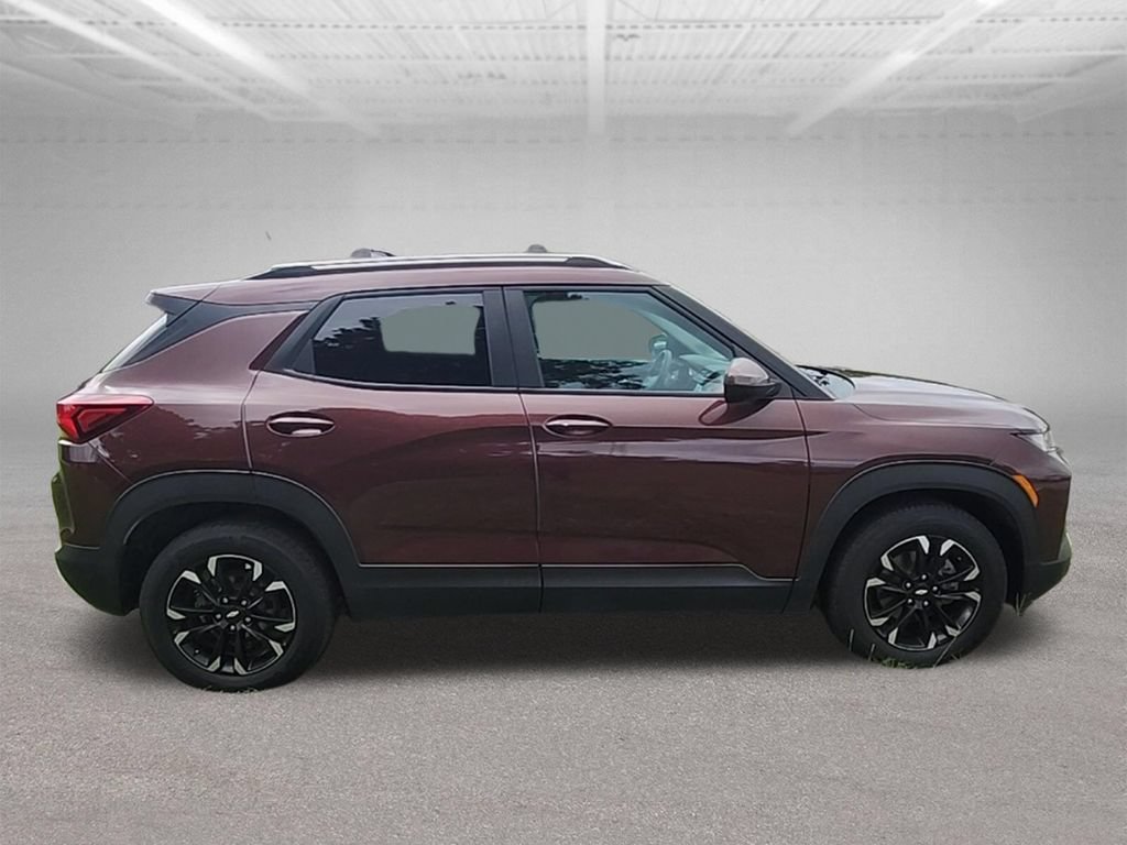 Used 2023 Chevrolet TrailBlazer LT w/ Convenience Package FWD image 32