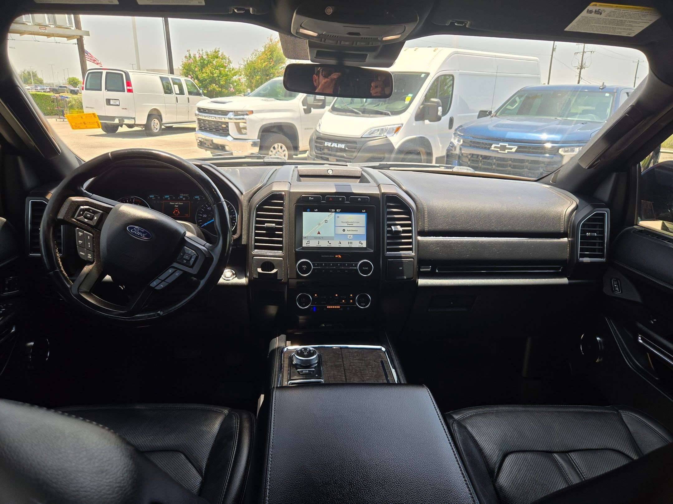 Used 2018 Ford Expedition Limited w/ Driver Assistance Package RWD image 15