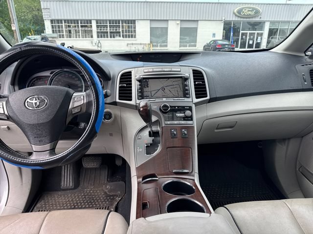 Used 2009 Toyota Venza AWD w/ Premium Pkg #2 image 13