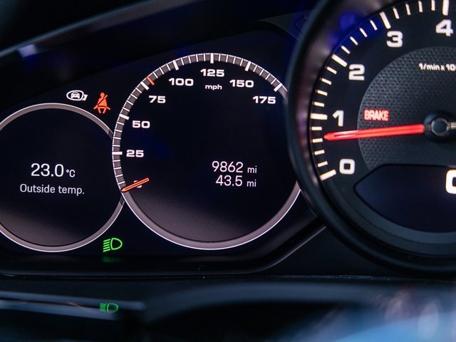 Certified 2023 Porsche Cayenne Platinum Edition w/ Premium Package Plus image 52