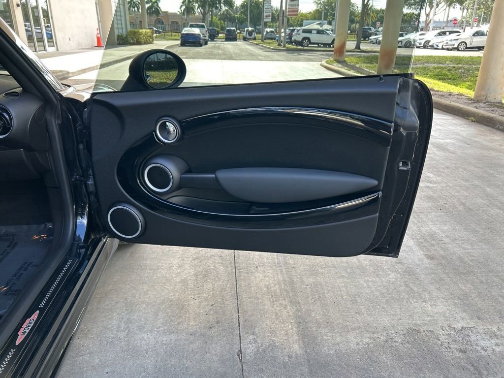 Used 2013 MINI Cooper S image 28