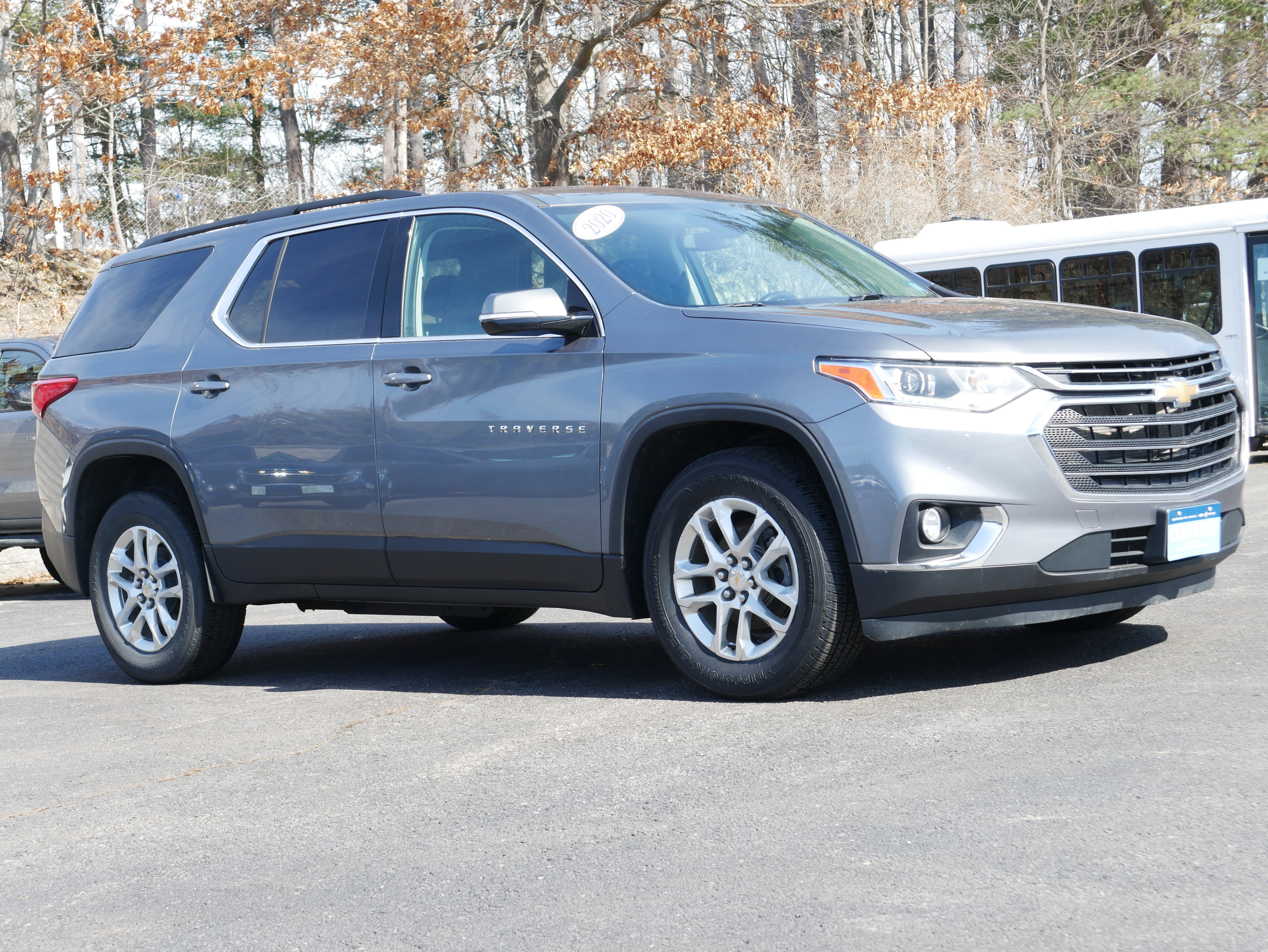 Certified 2020 Chevrolet Traverse LT w/ Driver Confidence II Package AWD/4WD image 8