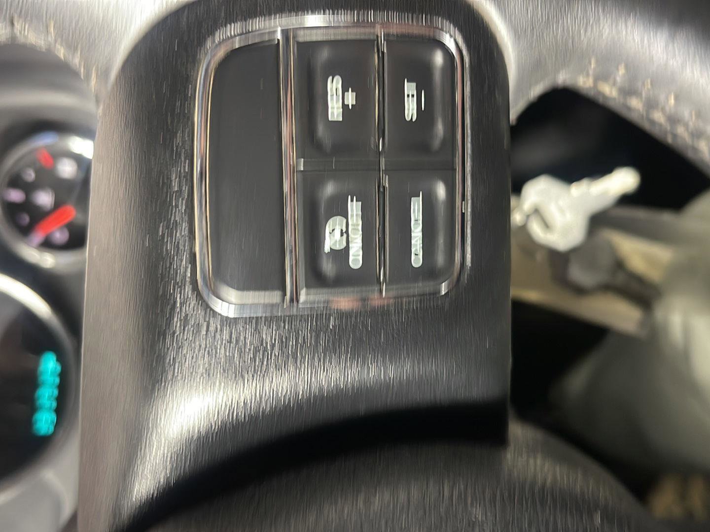 Used 2016 Jeep Wrangler Unlimited Sahara w/ Dual Top Group image 18