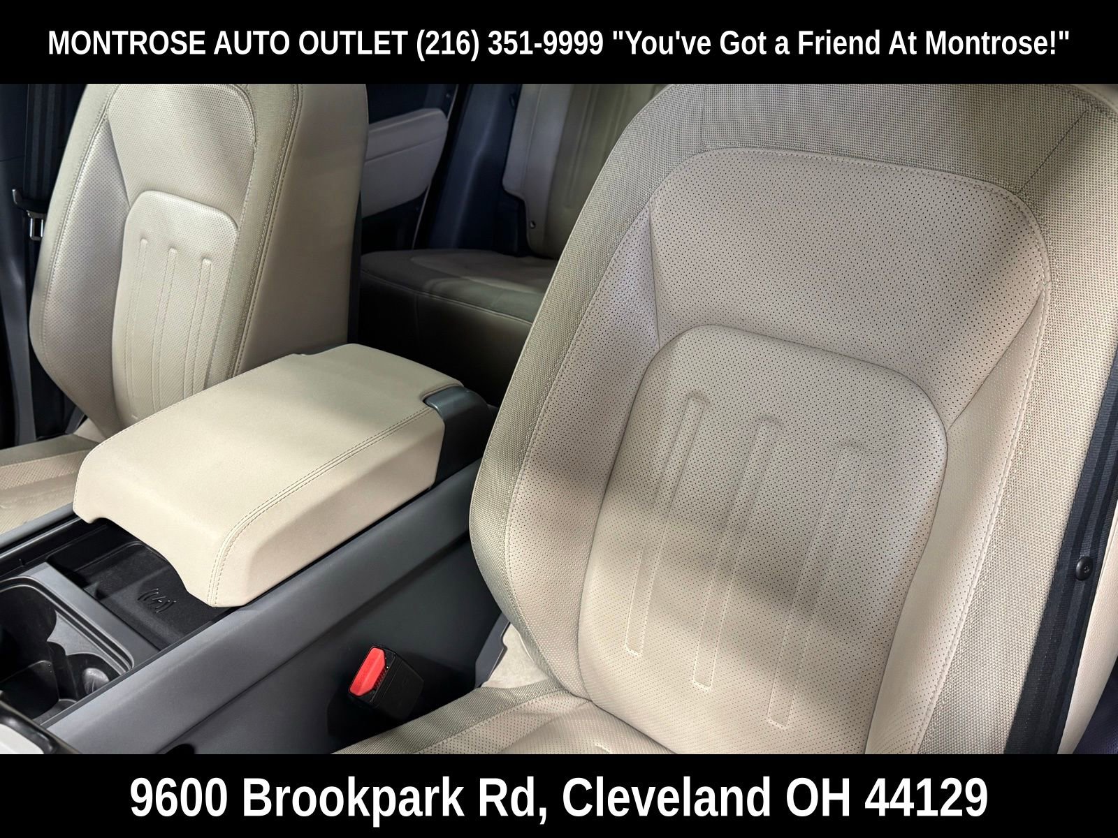 Used 2020 Land Rover Defender 110 First Edition image 28