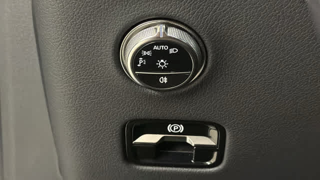 Certified 2026 Mercedes-Benz GLC 300 4MATIC image 16