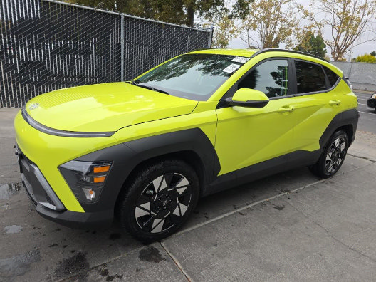 Used 2024 Hyundai Kona SEL FWD image 1
