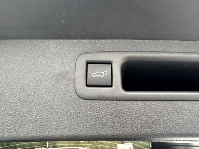 New 2026 Toyota Highlander Platinum image 8