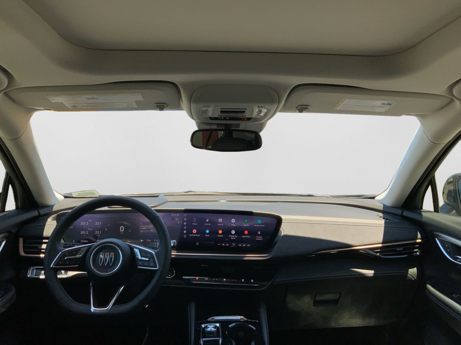 Used 2025 Buick Envision Sport Touring AWD/4WD image 18
