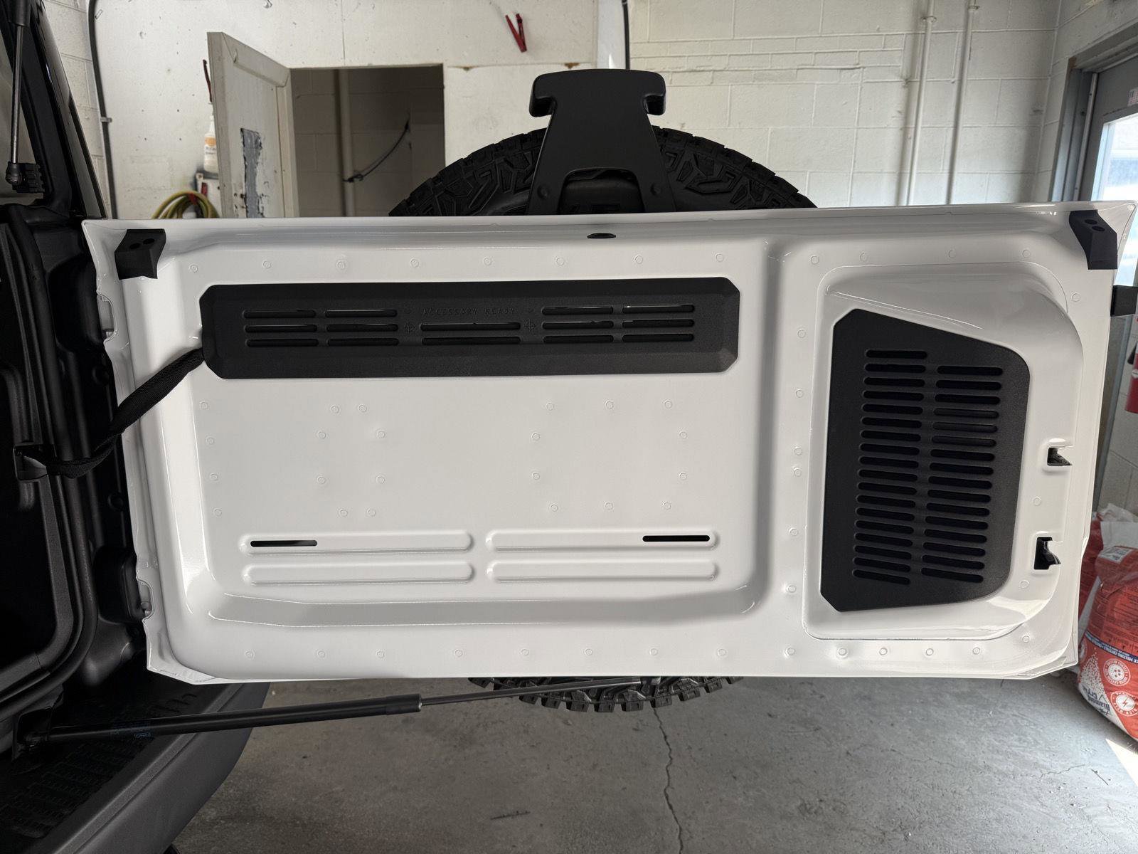 New 2025 Ford Bronco Badlands image 24