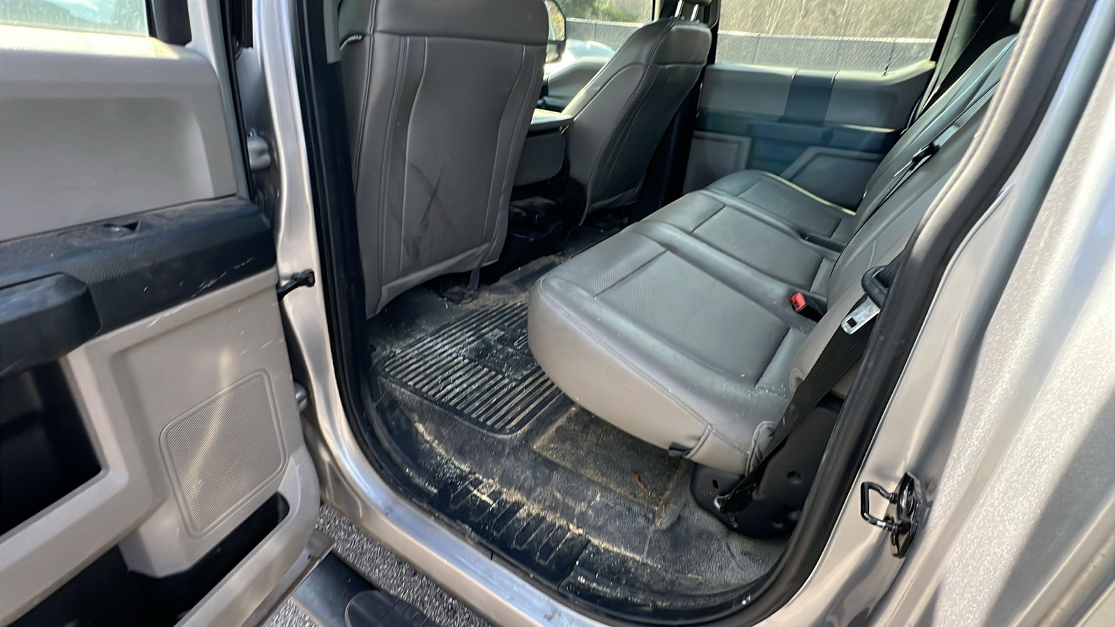 Used 2020 Ford F250 XL w/ Power Equipment Group image 23