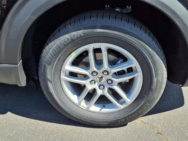 New 2026 Ford Explorer Active w/ Active Comfort Package image 5