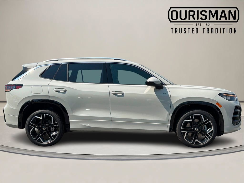 New 2026 Volkswagen Tiguan SEL R-Line AWD/4WD video 2