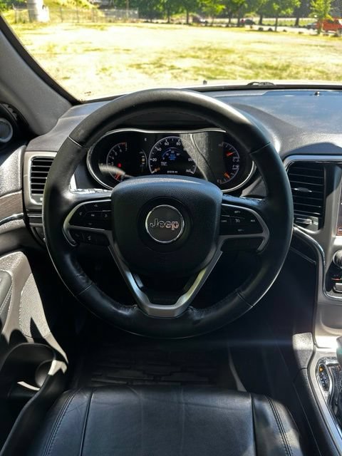 Used 2018 Jeep Grand Cherokee Limited AWD/4WD image 25